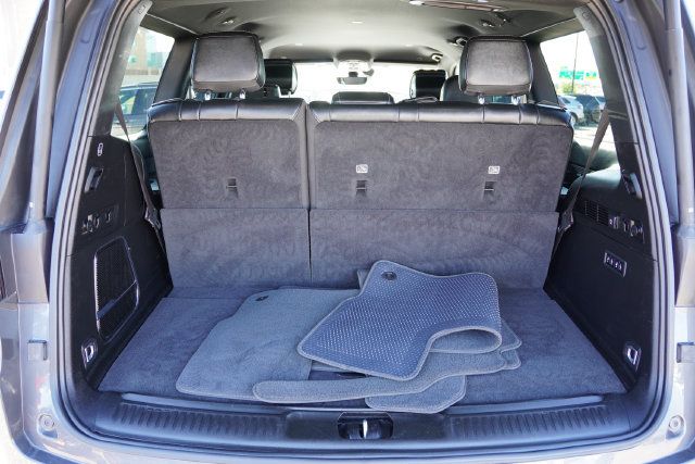 Certified 2024 Jeep Wagoneer Series III AWD/4WD image 23