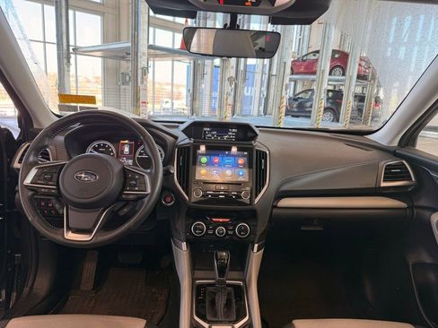 Used 2023 Subaru Forester Limited w/ Popular Package #3 image 11
