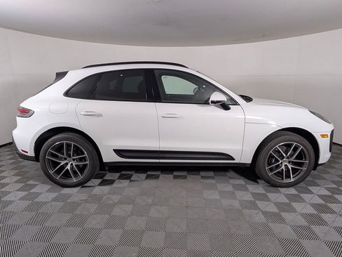 Certified 2026 Porsche Macan AWD/4WD image 8