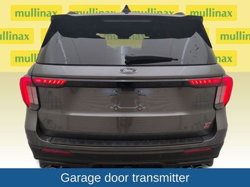 Used 2025 Ford Explorer ST w/ Sun And Sound Package image 31