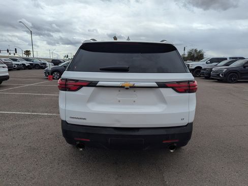 Used 2023 Chevrolet Traverse LT image 4