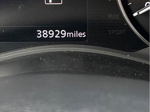 Used 2023 Nissan Kicks SR w/ SR Premium Package FWD image 22