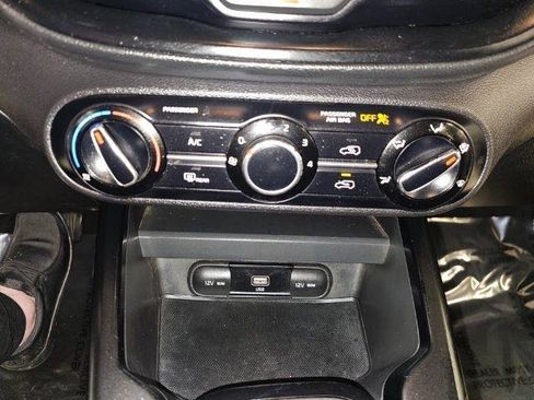 Used 2020 Kia Soul S image 16
