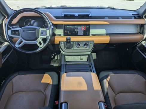 Used 2023 Land Rover Defender 110 X-Dynamic SE AWD/4WD image 19