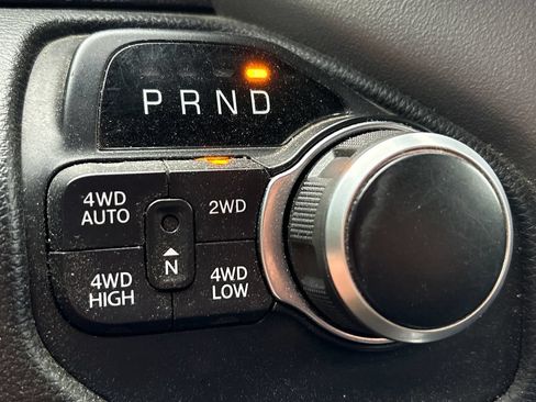 Used 2020 RAM 1500 Big Horn AWD/4WD image 12