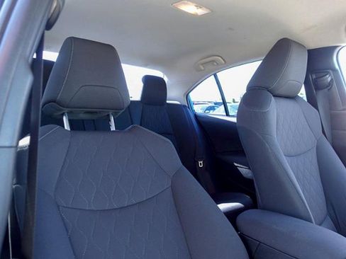 Used 2020 Toyota Corolla LE FWD image 15
