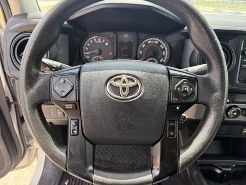 Used 2019 Toyota Tacoma SR RWD image 15