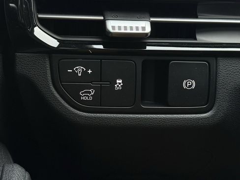 Used 2026 Kia Sportage SX image 13