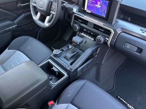 New 2026 Toyota Tacoma TRD Off-Road AWD/4WD image 18