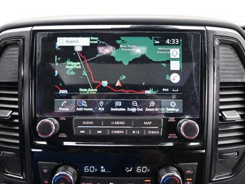 Used 2023 Nissan Titan PRO-4X w/ Pro-4x Convenience Package AWD/4WD image 16