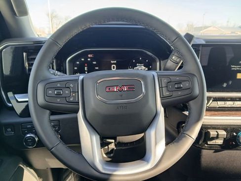 New 2026 GMC Sierra 1500 SLE w/ Preferred Package AWD/4WD image 20