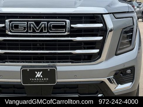 New 2026 GMC Yukon Elevation w/ Elevation Premium Package AWD/4WD image 8