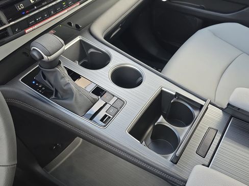 New 2026 Toyota Sienna XLE FWD image 21