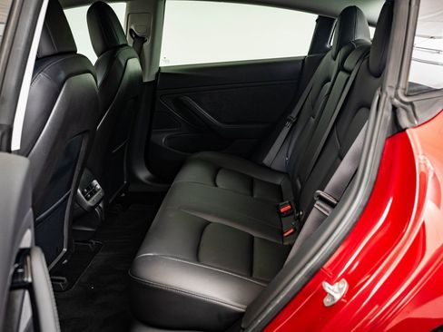 Used 2018 Tesla Model 3 Long Range image 31