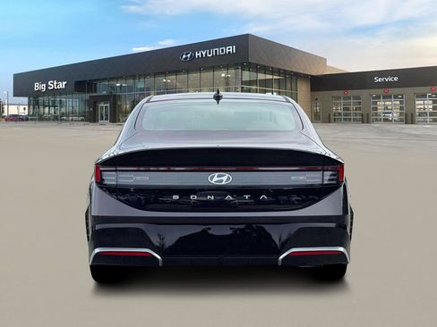 New 2026 Hyundai Sonata SEL FWD image 6