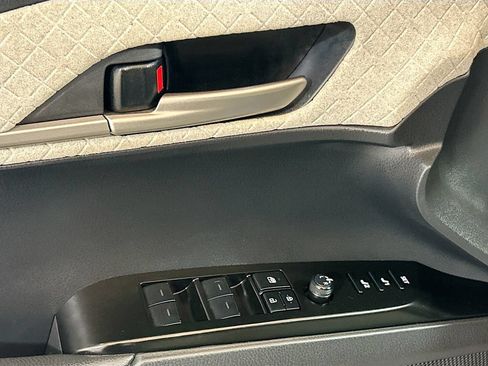 Used 2025 Toyota Camry XLE w/ Premium Package FWD image 15