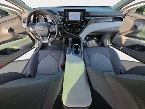 Used 2024 Toyota Camry LE FWD image 9