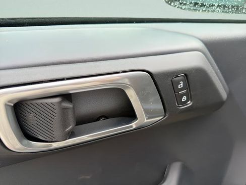 New 2025 Ford Bronco Outer Banks AWD/4WD image 12