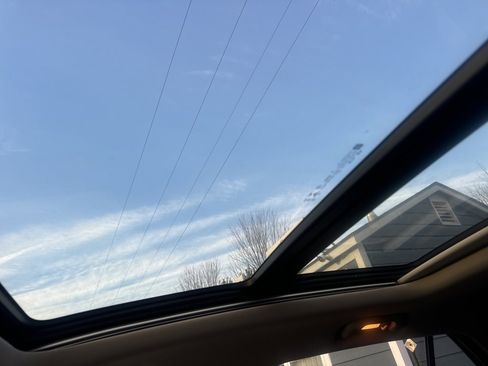 Used 2021 Buick Encore GX Select w/ Experience Buick Package image 23