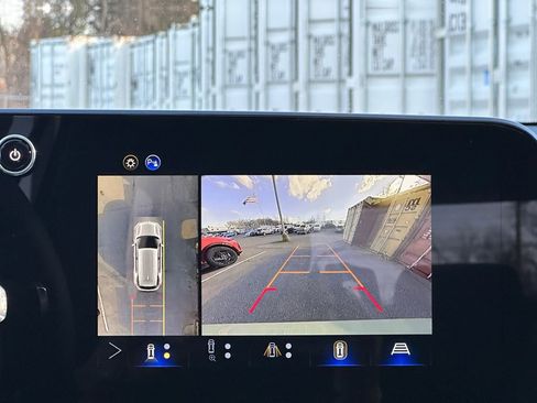 New 2026 Chevrolet Equinox LT w/ Safety and Technology Package image 16