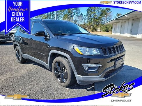 Used 2020 Jeep Compass Latitude image 1
