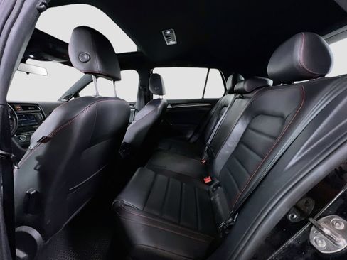 Used 2017 Volkswagen GTI SE FWD image 23