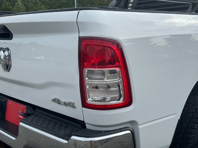 Used 2021 RAM 2500 Tradesman w/ Chrome Appearance Group AWD/4WD image 13