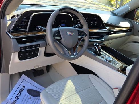 Used 2024 Cadillac Escalade Premium Luxury Platinum w/ LPO, Floor Liner Package AWD/4WD image 20