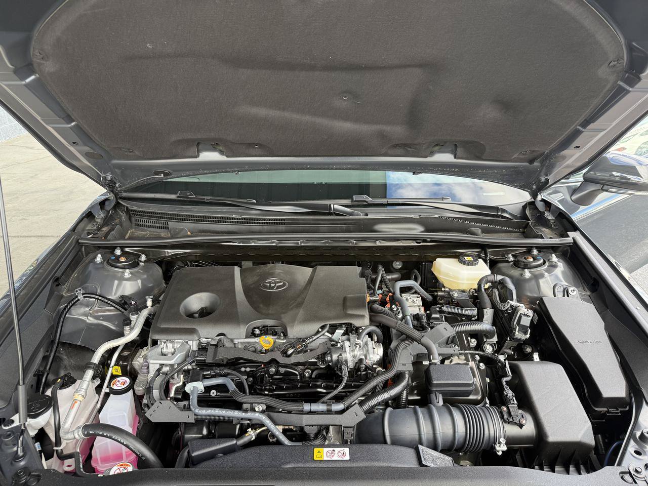Used 2025 Toyota Camry XSE FWD image 48