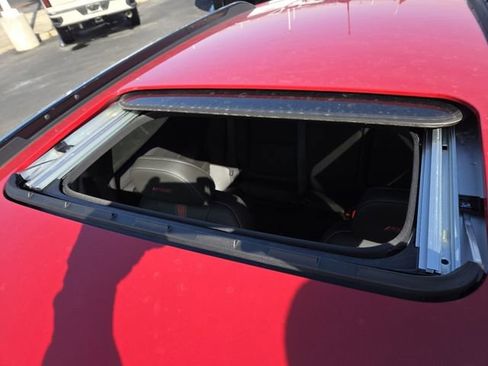 New 2026 Chevrolet Trax RS w/ Sunroof Package FWD image 3