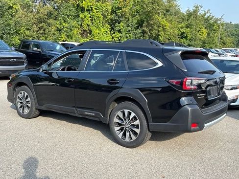 Used 2024 Subaru Outback Limited XT AWD/4WD image 3