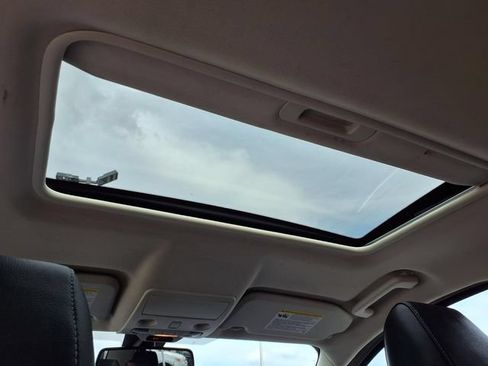 Used 2020 Ford EcoSport Titanium FWD image 10