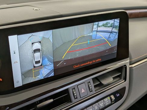 Used 2025 Lexus ES 350 w/ Accessory Package (Z2) FWD image 22