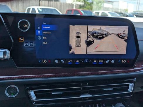 New 2026 Chevrolet Traverse RS w/ LPO, Floor Liner Package FWD image 23