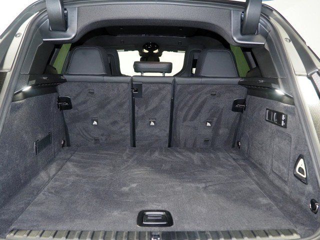Used 2024 BMW iX xDrive50 w/ Sport Package AWD/4WD image 59