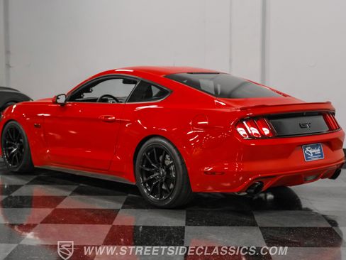 Used 2017 Ford Mustang GT image 7