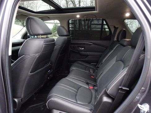 Used 2025 Honda Pilot Elite image 20