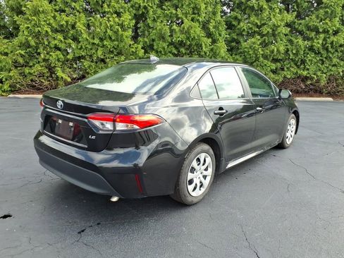 Used 2024 Toyota Corolla LE FWD image 3