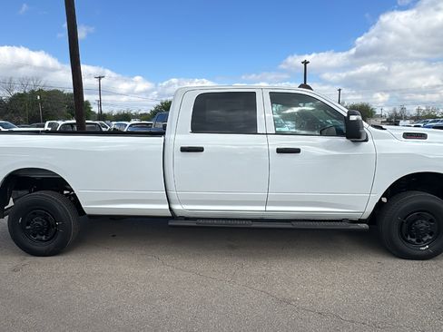 New 2026 RAM 2500 Tradesman AWD/4WD image 4