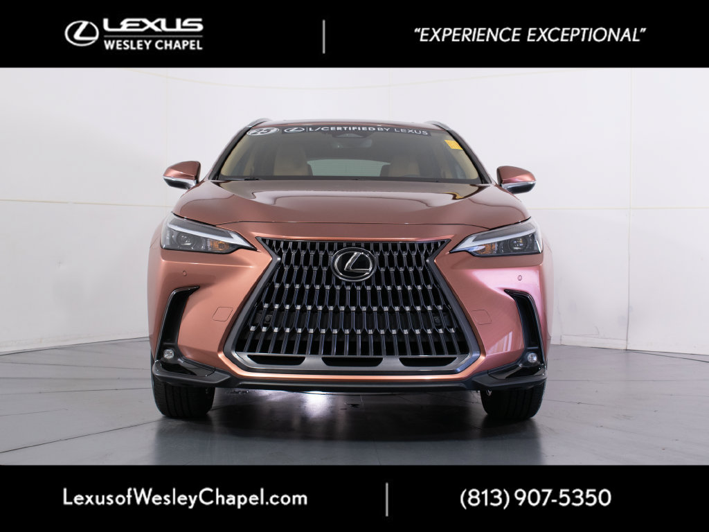 Used 2025 Lexus NX 250 FWD w/ Accessory Package (2T) image 9
