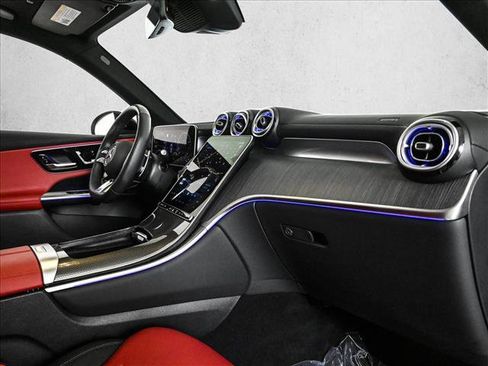 Certified 2025 Mercedes-Benz GLC 43 AMG 4MATIC image 24