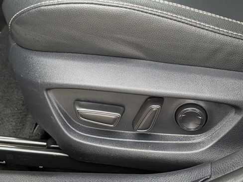 Used 2025 Toyota Camry SE FWD image 26