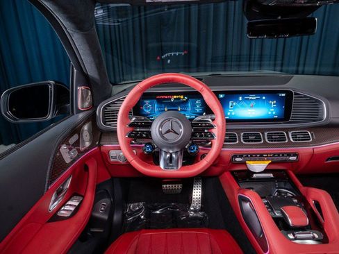 New 2026 Mercedes-Benz GLS 63 AMG 4MATIC image 17