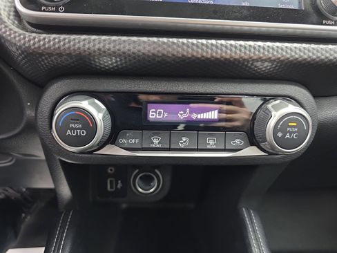 Used 2020 Nissan Kicks SV image 28