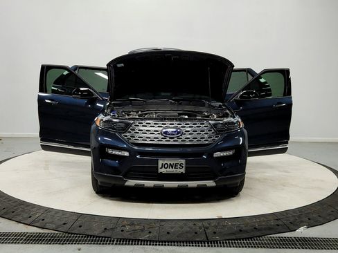 Used 2024 Ford Explorer Limited w/ Limited Technology Package image 10