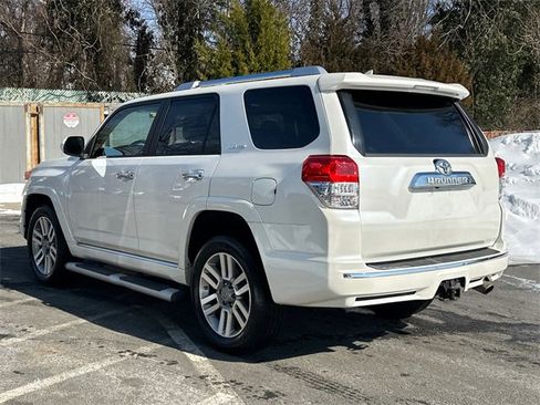 Used 2011 Toyota 4Runner Limited image 3
