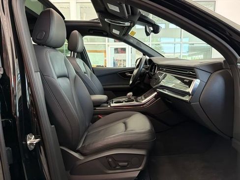Used 2023 Audi Q7 2.0T Premium Plus w/ Premium Plus Package AWD/4WD image 16