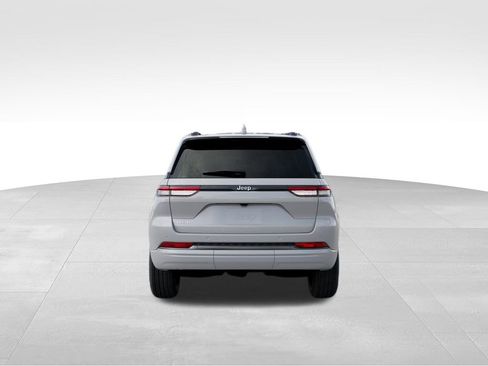 New 2026 Jeep Grand Cherokee Limited image 8