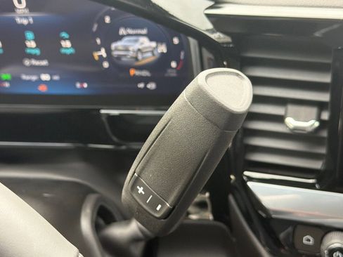 New 2026 Chevrolet Silverado 1500 LT image 18