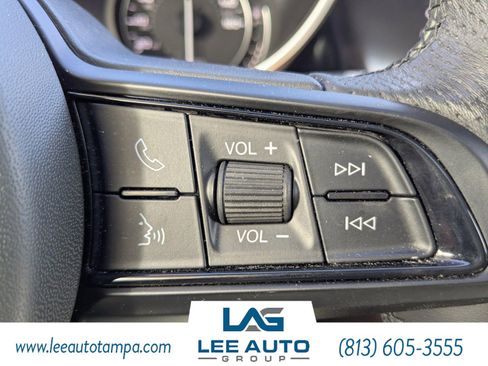 Used 2021 Alfa Romeo Giulia Ti w/ Nero Edizione image 26